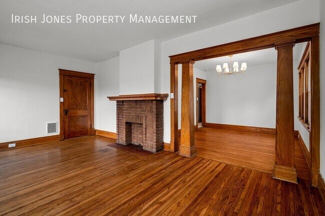 Building Photo - 33 Harding Rd