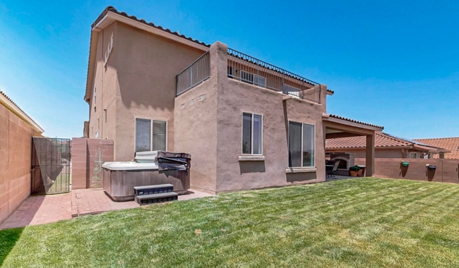 Building Photo - COMING SOON- 4 bedroom in NW