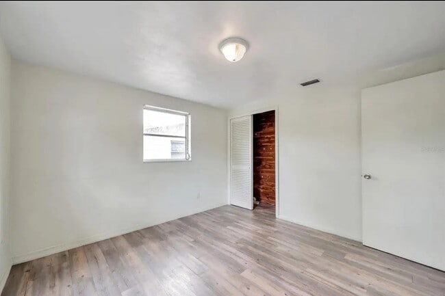 Building Photo - 4301 Belleville Ave