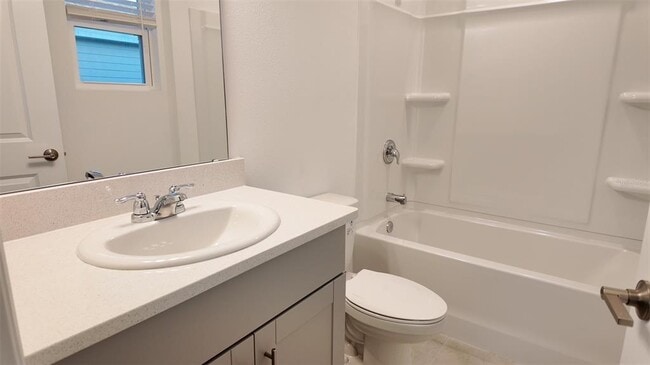 Building Photo - 3240 Skyline Lp