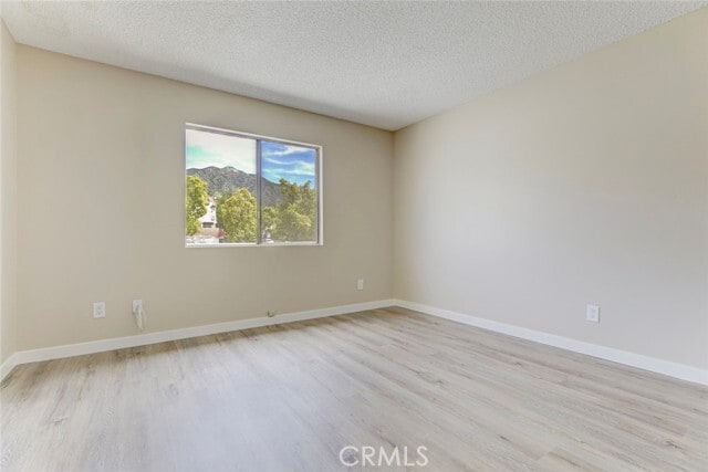 Building Photo - 635 E Angeleno Ave