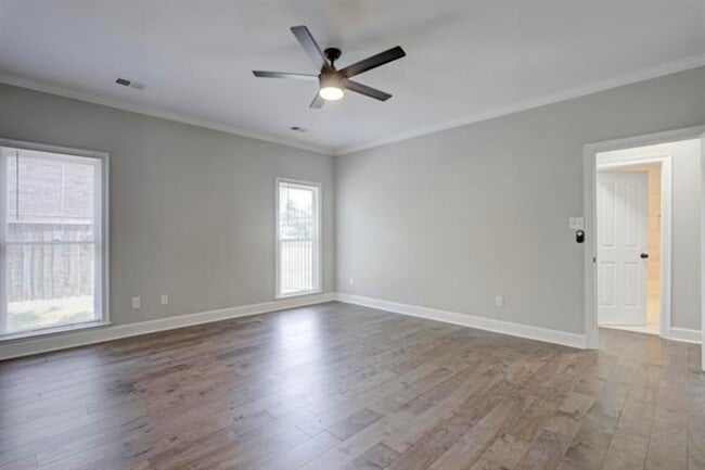 Building Photo - 1359 Winoka Rd
