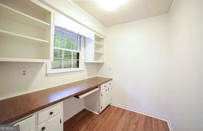Building Photo - 325 Segrest Cir