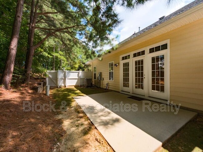 Building Photo - 2007 White Pond Ct