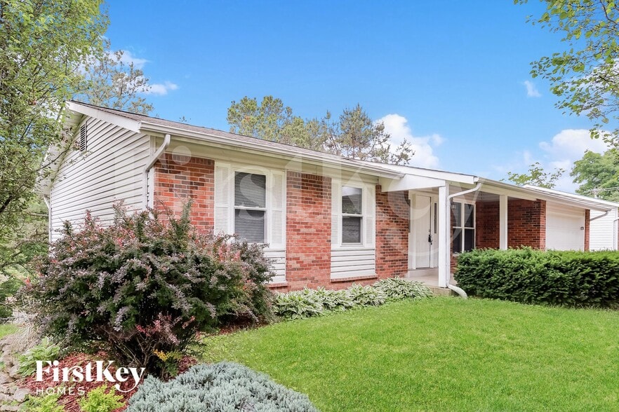 Building Photo - 706 Boca Chica Dr