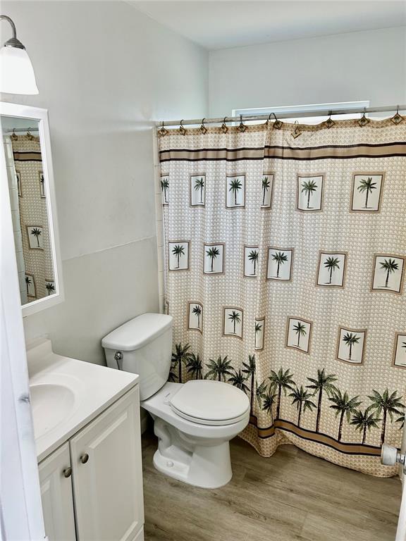 Building Photo - 2314 20th Ave W