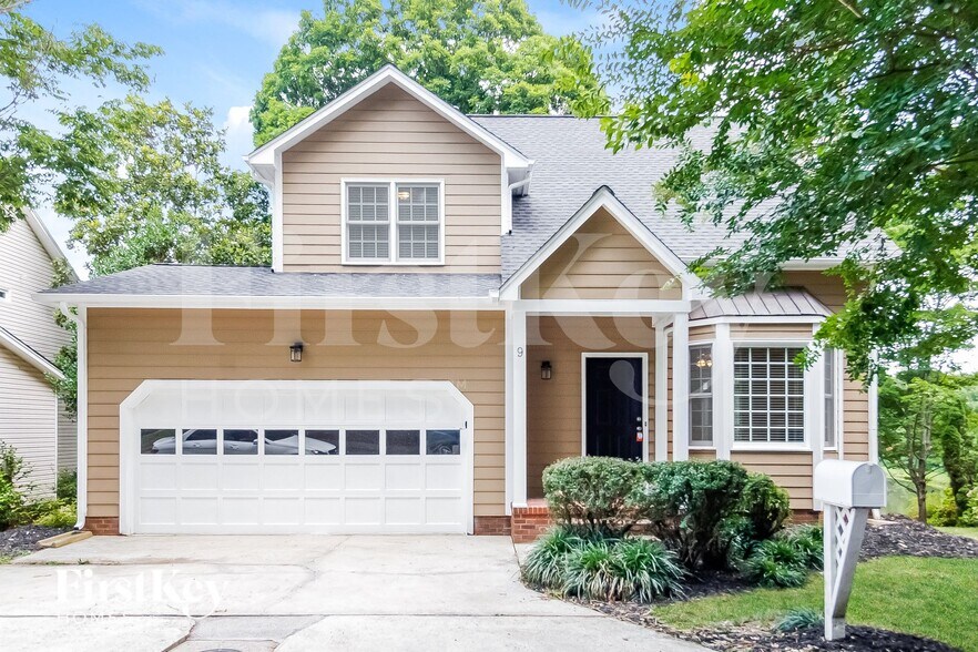 Building Photo - 9 Park Village Ct