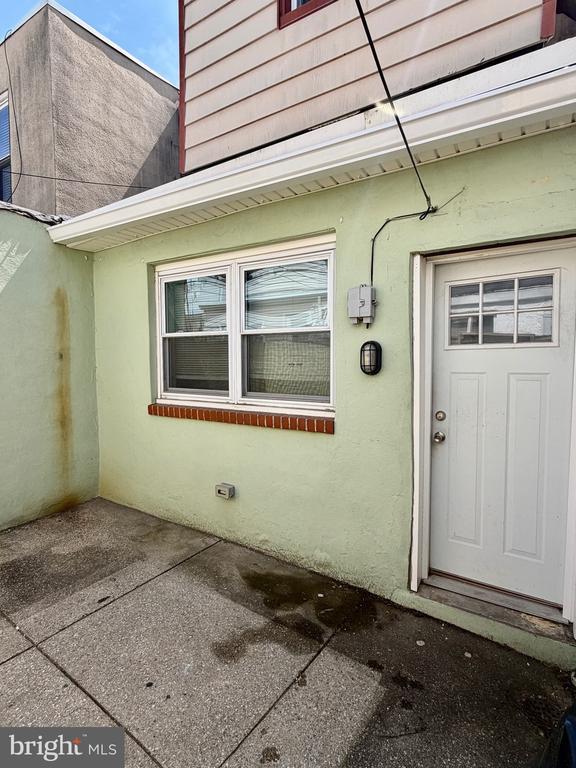 Building Photo - 355 Mercy St