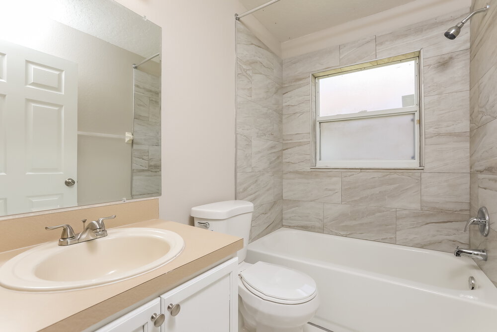 Building Photo - 7920 Oakstone Ct