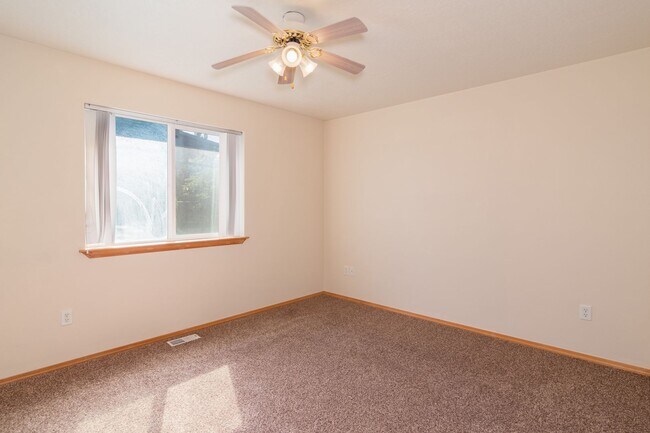Building Photo - ***Coming Soon September 15th***Charming 3 Bedroom in Cheney