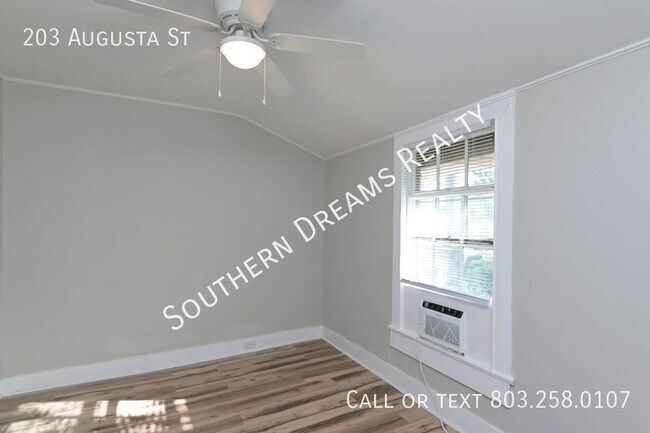 Building Photo - 203 Augusta St