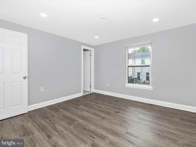 Building Photo - 13114 Thackery Pl