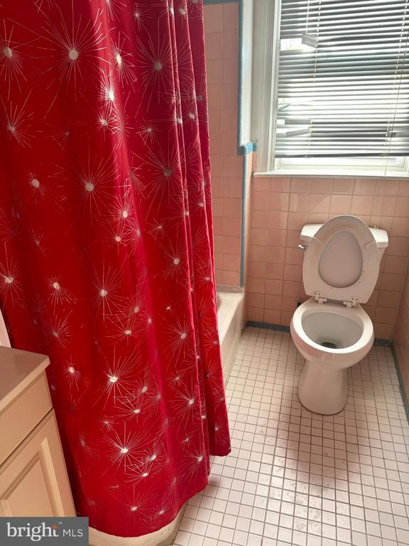 Building Photo - 1629 Murdoch Rd