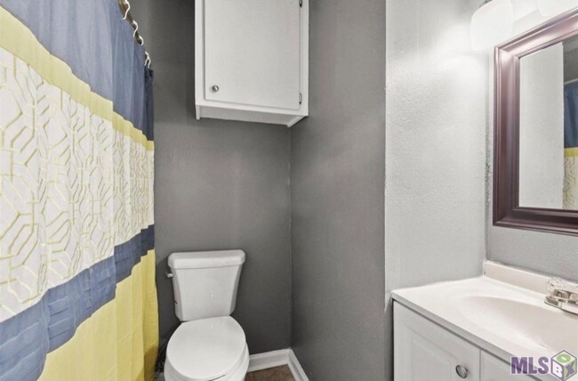 Building Photo - 1451 Outrigger Dr