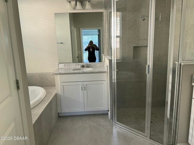 Building Photo - 899 Attitude Ave