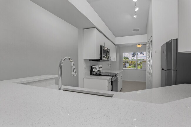 Building Photo - 145 Wading Bird Cir