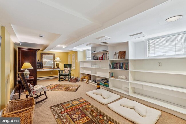 Building Photo - 4612 Asbury Pl NW