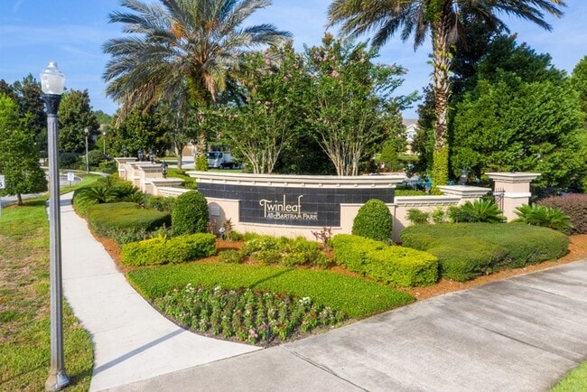 Building Photo - 6633 Jefferson Garden Ct