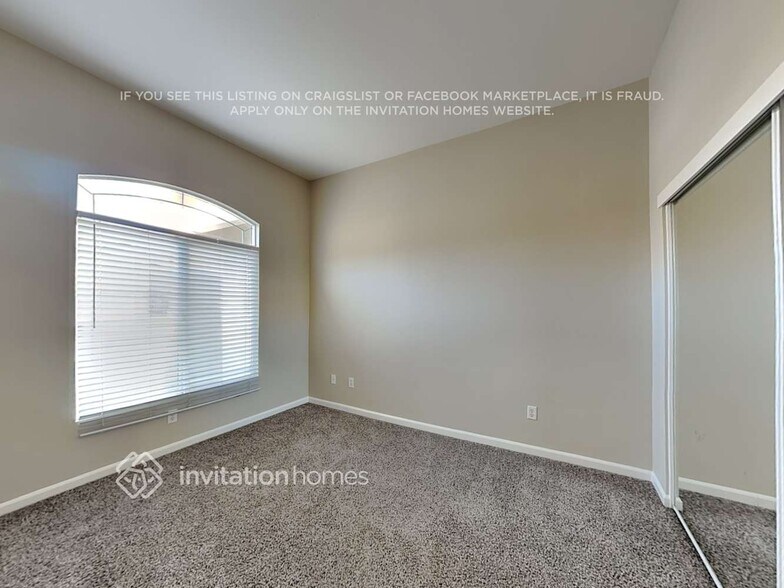 Building Photo - 1704 Carswell Ln