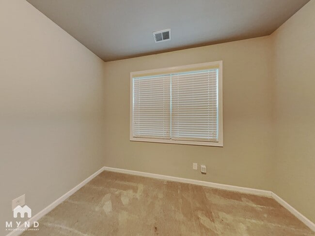 Building Photo - 2557 Kolb Manor Cir SW