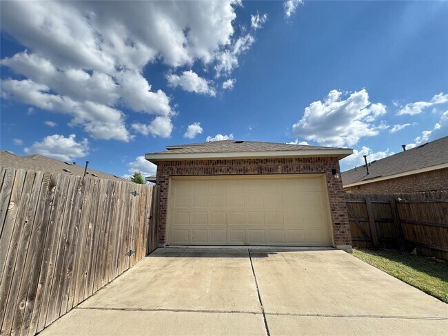 Building Photo - 1437 Brooks Way