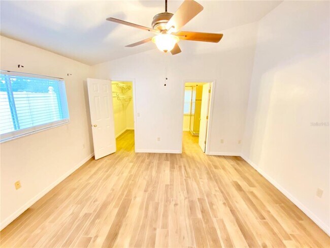 Building Photo - 4286 Shadow Creek Cir