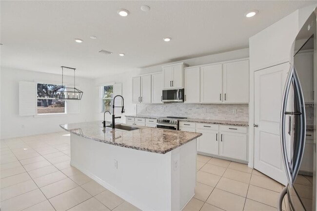 Building Photo - 10747 Laxer Cay Loop