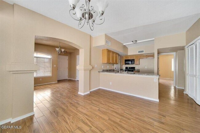 Building Photo - 4053 Tierra Bronce Dr