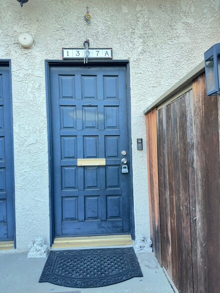 Building Photo - 1307 Aviation Blvd