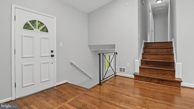 Building Photo - 11419 Lund Pl