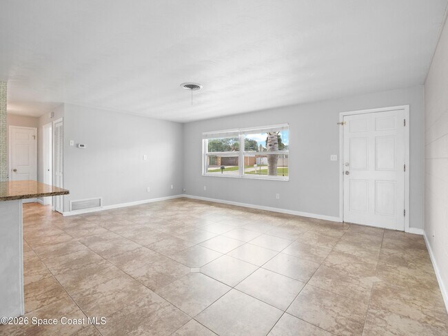 Building Photo - 250 Carib Dr