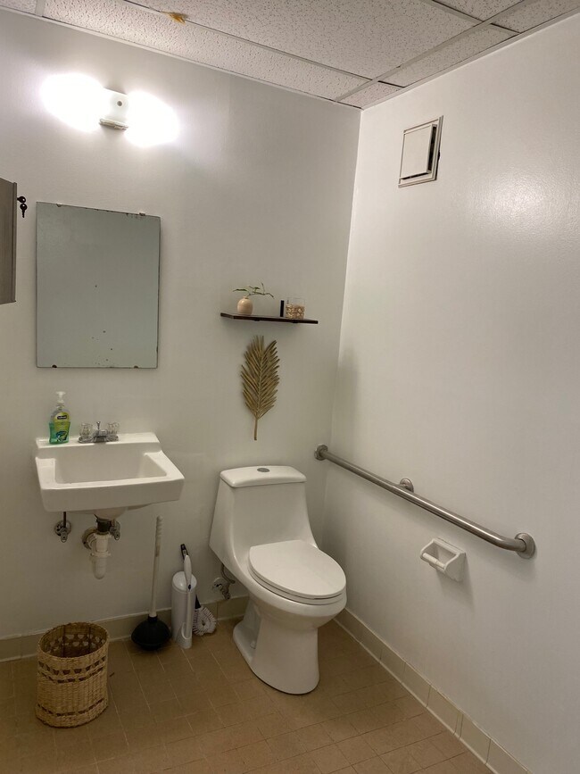 Building Photo - 4600 McCoy Dr