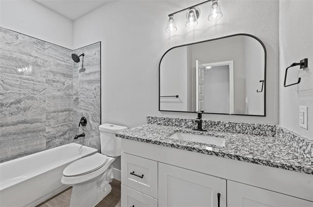 Building Photo - 6147 Shawnee Dr