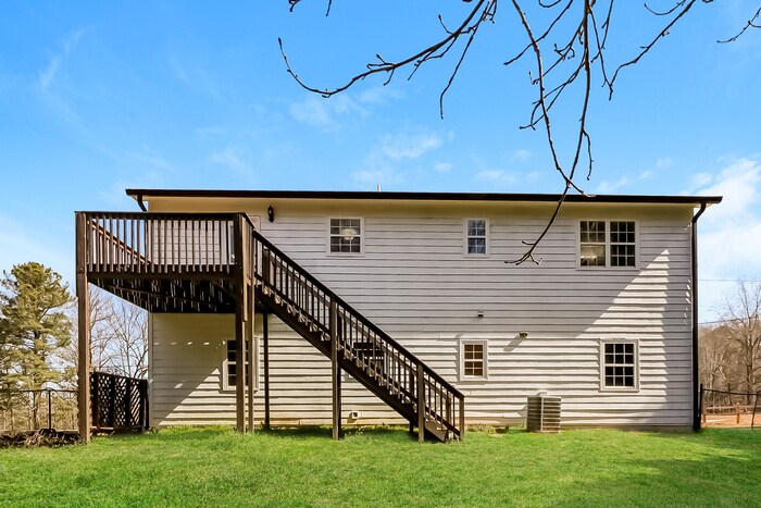 Building Photo - 980 Hitchcock Rd