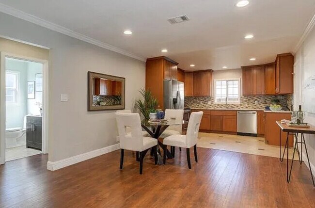 Building Photo - 1004 Airport Blvd