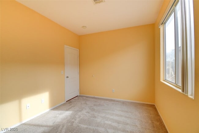 Building Photo - 10739 Manchester Park Dr