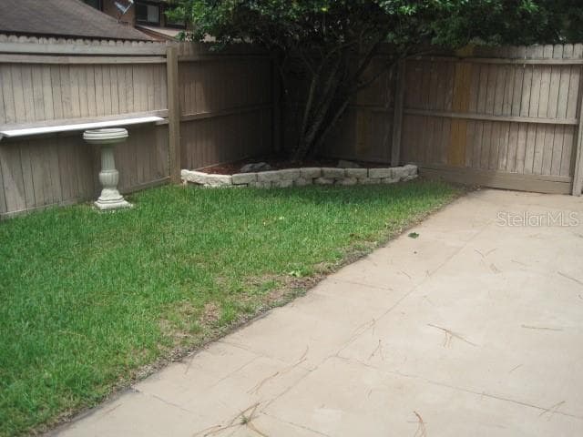 Building Photo - 102 Oakridge Ct