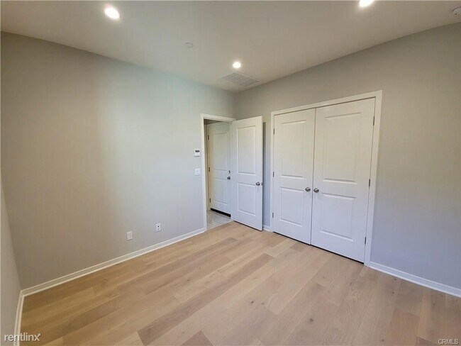 Building Photo - 3 br, 3.5 bath Condo - 106 Trailing Comet ...