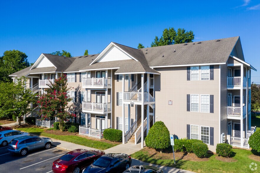 Arbor Steele Creek 12235 Stone Arbor Way Charlotte NC 28273