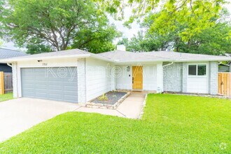 Building Photo - 7707 Copano Dr