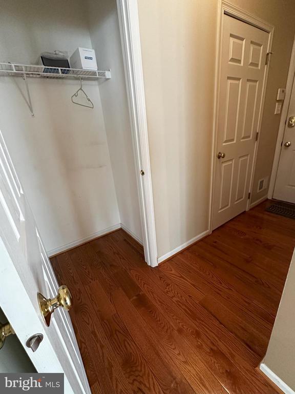 Building Photo - 147 Fringetree Dr