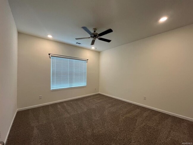Building Photo - 3336 Meriwether Dr
