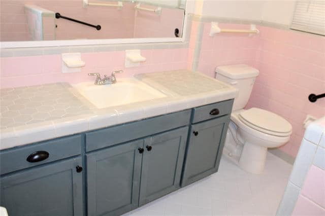 Building Photo - 4726 Jade Dr