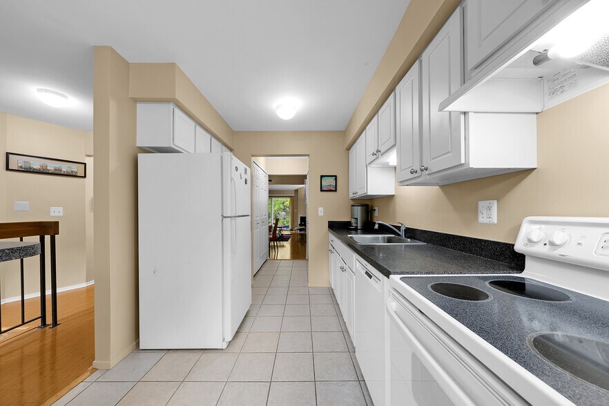 Building Photo - 31514 Orchard Crk