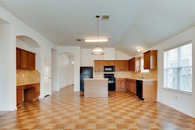 Building Photo - 18535 Melissa Springs Dr