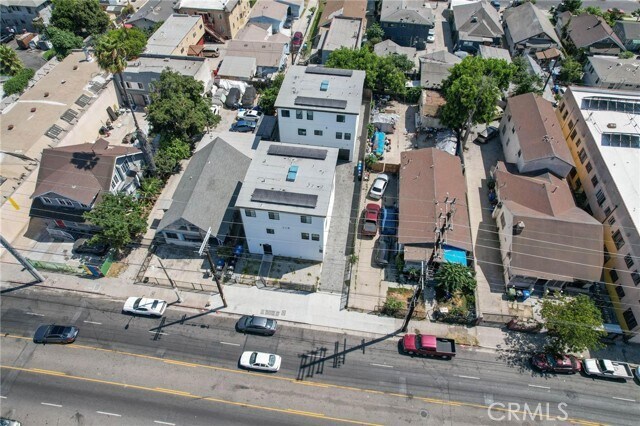 Building Photo - 532 W Vernon Ave