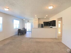 Building Photo - Spacious 4 Bedroom Los Lunas Home. Open la...