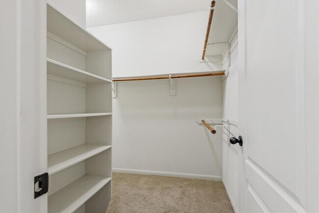 Building Photo - 9431 Copper Cove Ln
