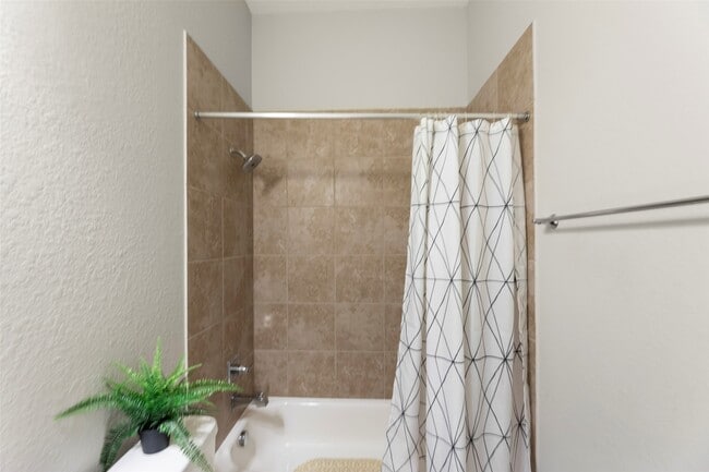 Building Photo - 11218 Puckett River Dr