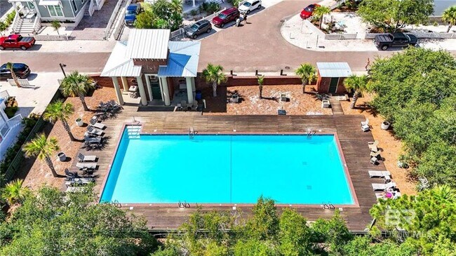 Building Photo - 16 Market St